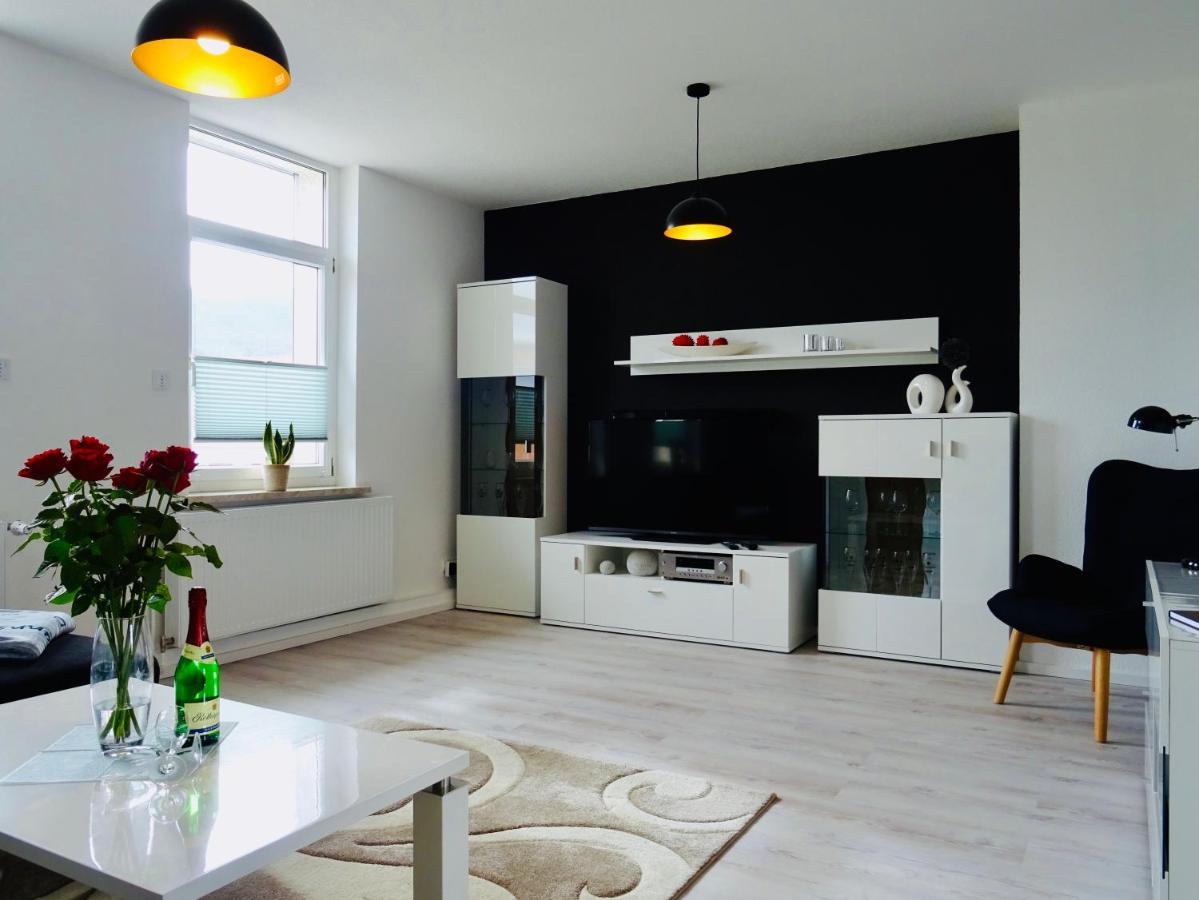 Ferienwohnung Ostard 1 塔勒 外观 照片
