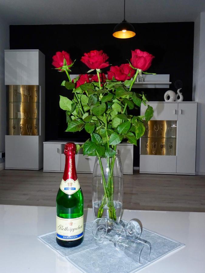 Ferienwohnung Ostard 1 塔勒 外观 照片